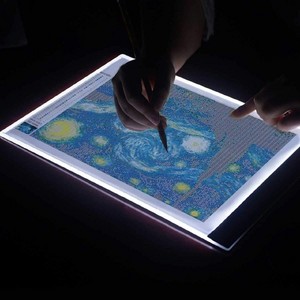 Светеща LED дъска за диамантени гоблени А2 - 60×40 см